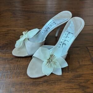Nicole Miller Couture Open Toe Beige Satin Heel Fairy Fairycore Coquette 90s Y2K